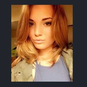 Meet your Posher, Alexis